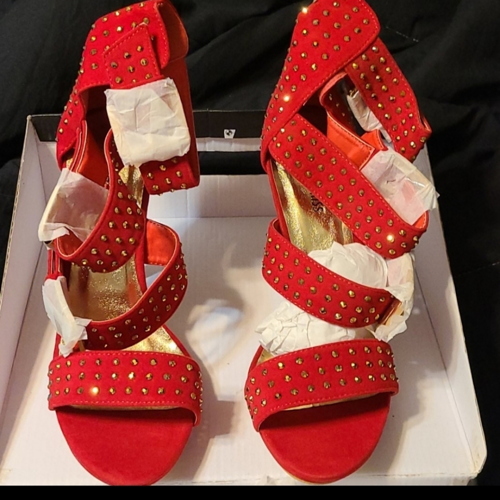 Bertha Red Heels